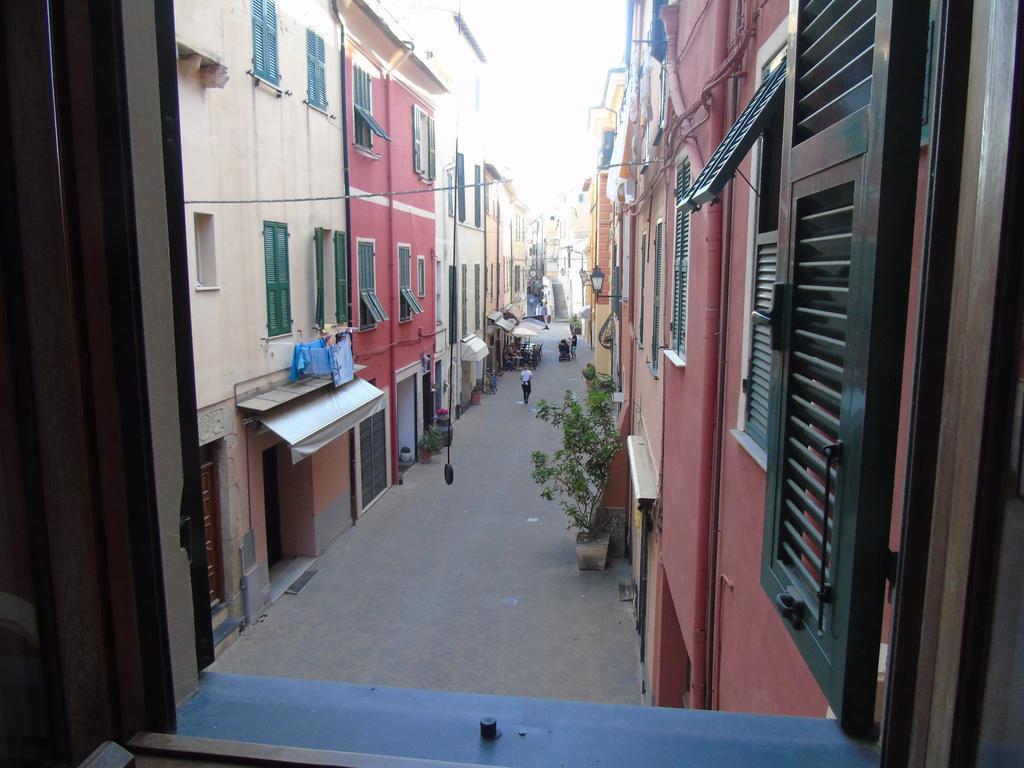Apartamento La casa sul mare Riva Ligure Exterior foto